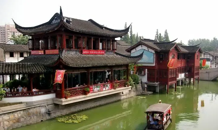 Full-Day Private Guided Tour of Shanghai