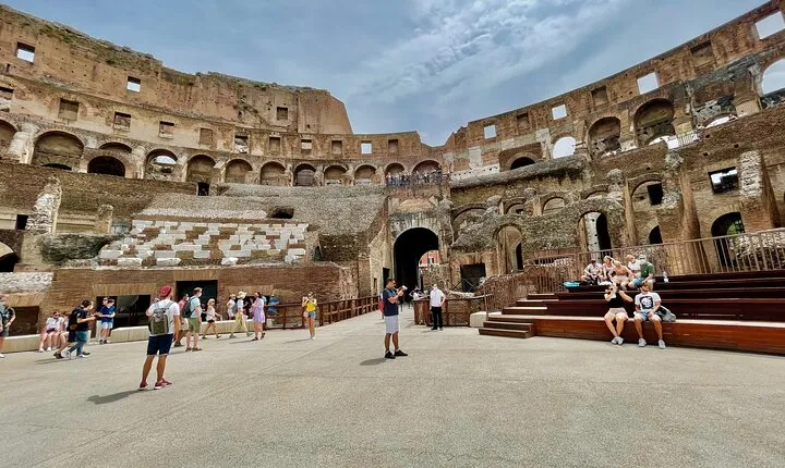 Colosseum Arena Palatine Hill and Roman Forum Tour