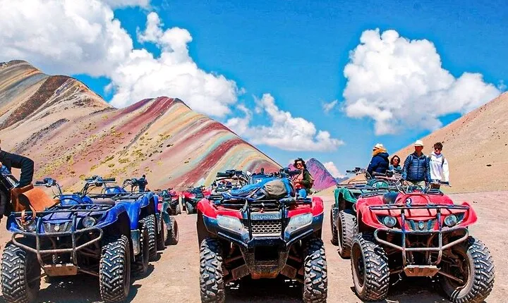 Rainbow Mountain in Aventura ATV, only 7 minutes walk