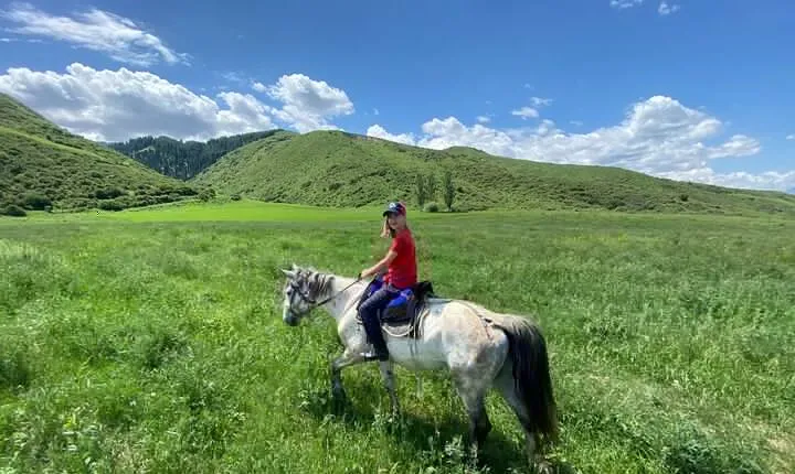 A superb horse riding in Chon Kemin valley, 1 day