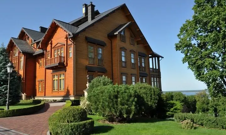 Private Mezhyhirya Residence Tour from Kyiv