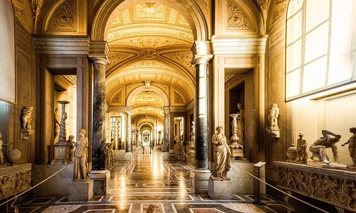Exclusive Clavigero Vatican Guided Tour in Rome