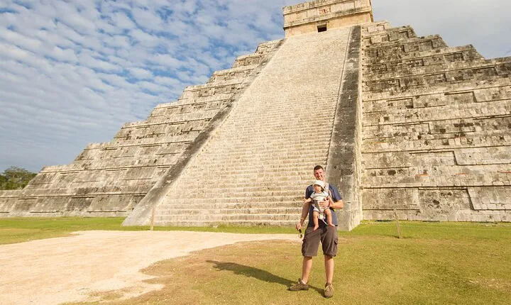 Full-Day Chichen Itza Tour with Cenote Experience in Valladolid
