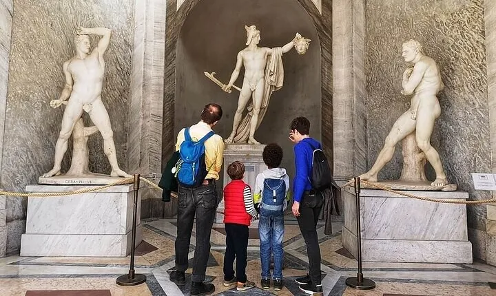 Early Vatican Museums & Sistine Chapel Small Group Tour
