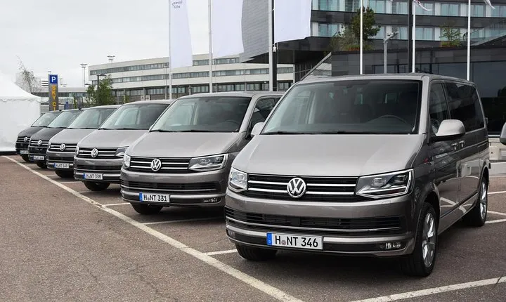 Shuttle Arrival Transfer from Paris Airport to Hotel/ Apartment