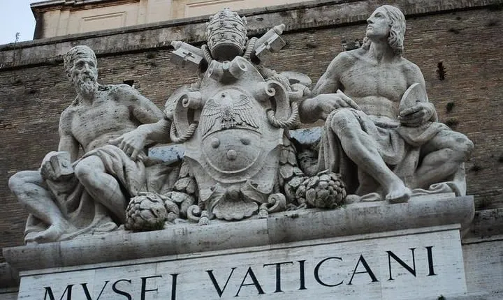 Vatican Museums and Sistine Chapel Small Group Tour