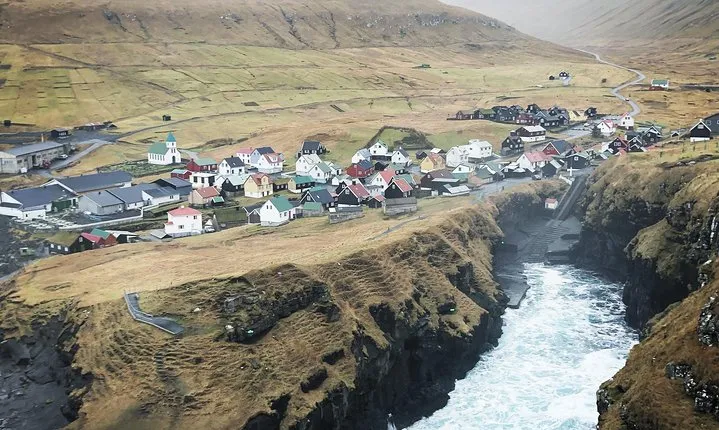Waterfall Tour in Faroe Islands