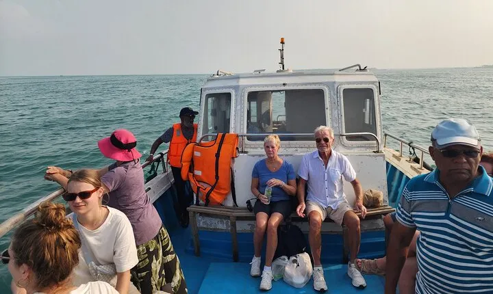 Delft & Nagadeepa Islands: Private Full-Day Escape from Jaffna
