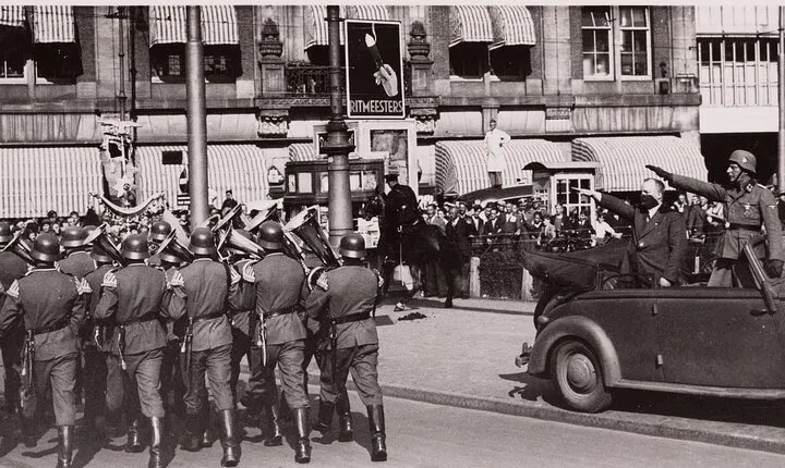 Amsterdam: World War II Private Walking Tour