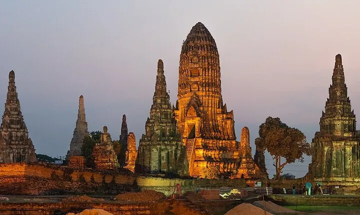 Ayutthaya Famous Temple & Scenic Boat Tour From Train Station