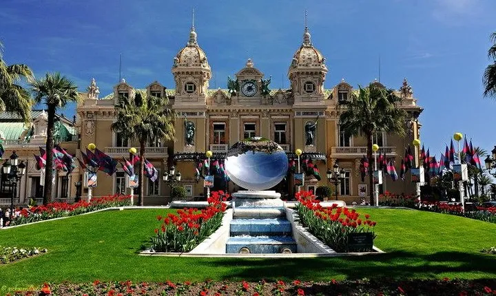 Seacoast view & Monaco, Monte-Carlo Full Day Shared Tour from Nice
