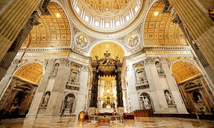 Skip the line: Vatican Museums, Sistine Chapel & St Peters Tour
