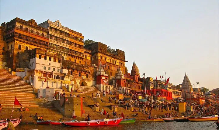 Private Transfer Agra to Varanasi by Car