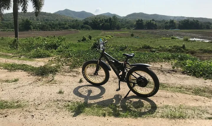 Half-day hilly adventure to Mae Wang (some unpaved, GUIDED)