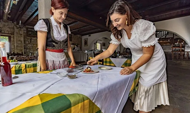 Heraklion Private Cretan Cooking Class at a Traditional Village