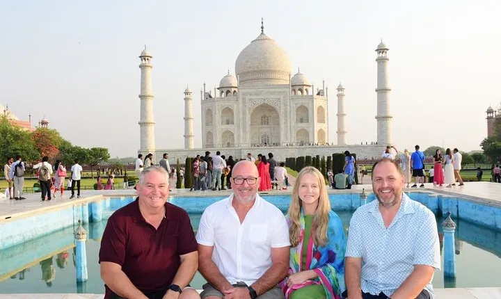 Private Same Day Taj Mahal Tour from Delhi by Car