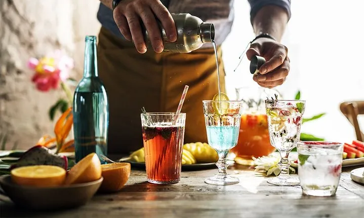 Small-Group Italian Cocktails Tasting Class and History