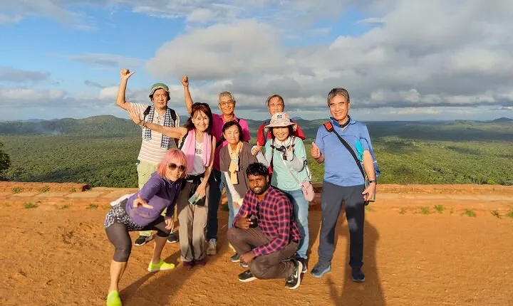 Sri Lanka Tour 06 Nights 07 Days with Hotels & Transport