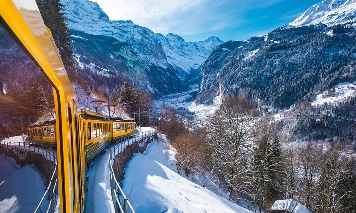 Full Day Private Guided Scenic Train Tour to the Swiss Alps