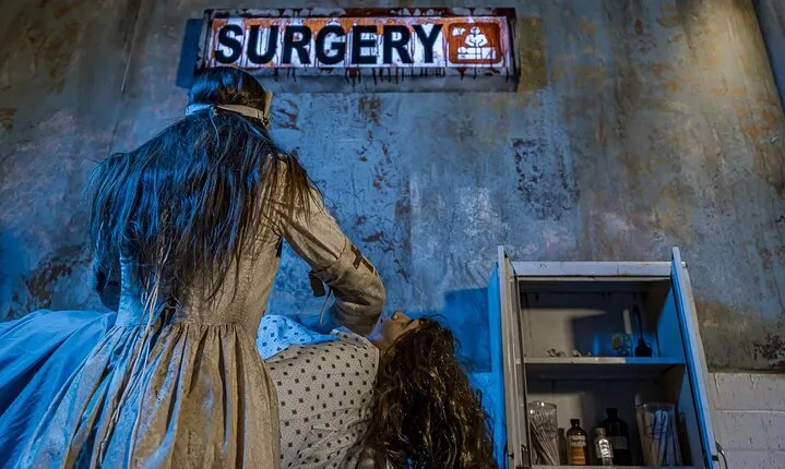 Asylum Escape Room Experience in Avondale