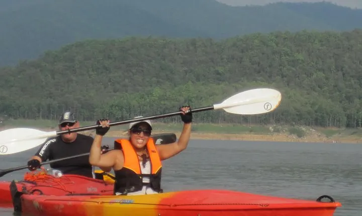No.1 Chiang Mai: Sirilanna Lake Kayaking or SUP Day Trip