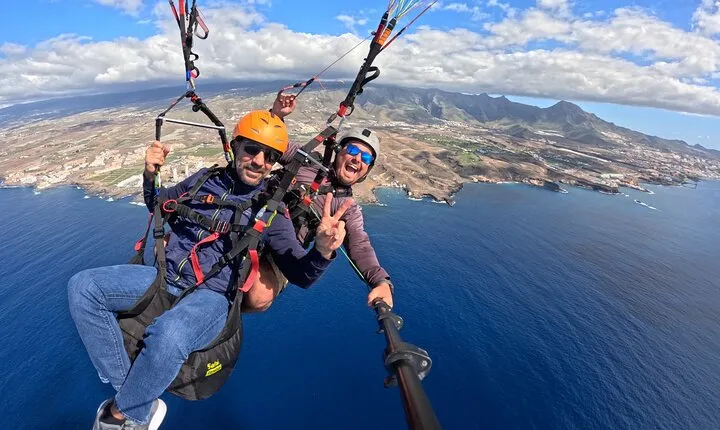 Tandem paragliding in Tenerife