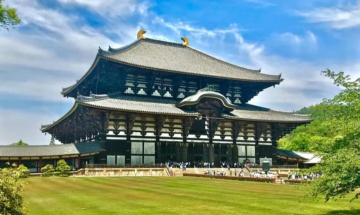 Guided Tour of Todai ji and Nara Park (Guide in Spanish)