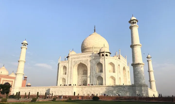 Taj Mahal Sunrise Tour From Delhi