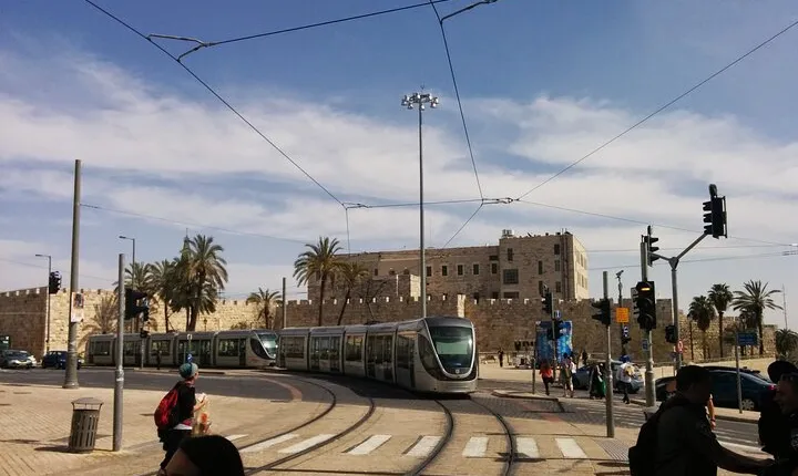 Private Jerusalem Excursion by Train on a Budget