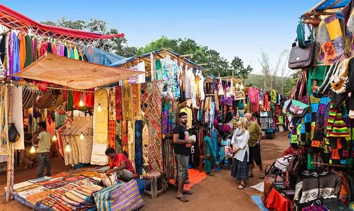 Delhi Private Shopping Tour with transfers 