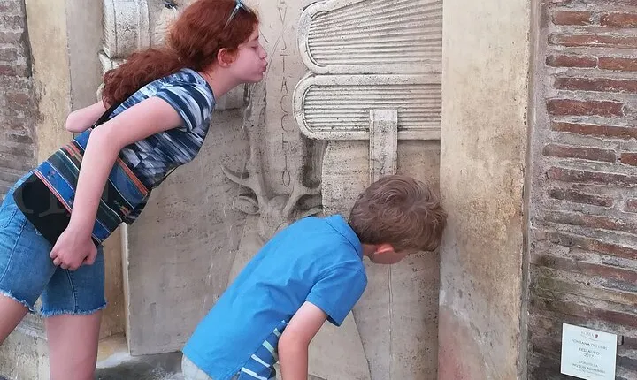 Castel Sant'Angelo Pantheon & Piazza Navona Tour for Kids and Families in Rome