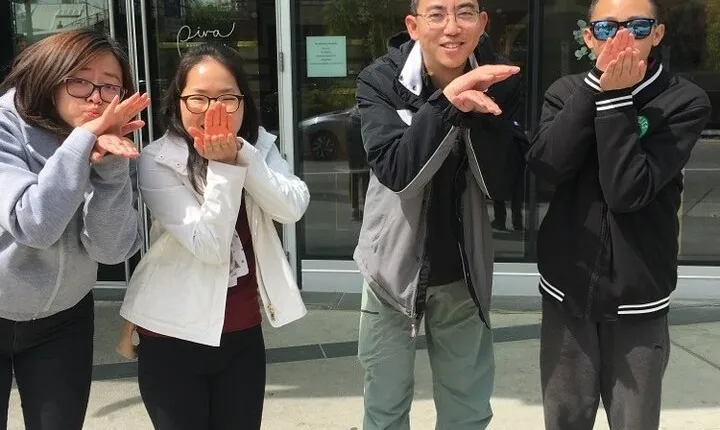 Adventurous Scavenger Hunt in Portsmouth by Zombie Scavengers