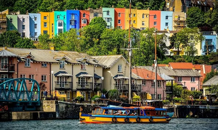 Welcome to Bristol: Private 2.5-hour Highlights Walking Tour
