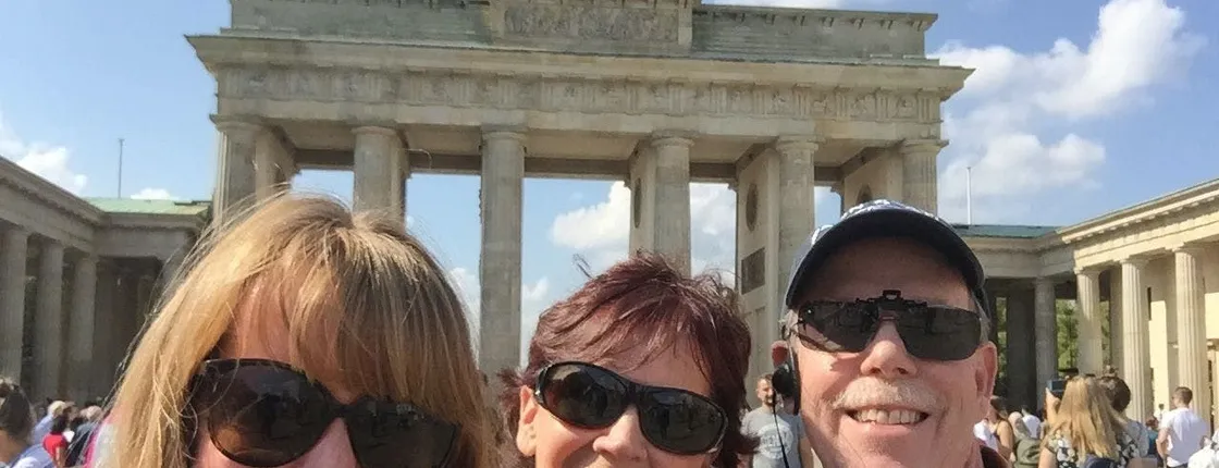 East Berlin: City of Shadows 3 hours Private Tour with a friendly historian
