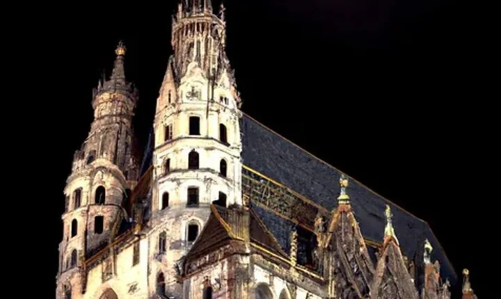 Interactive Mystery Hunt by Stephansdom in Vienna