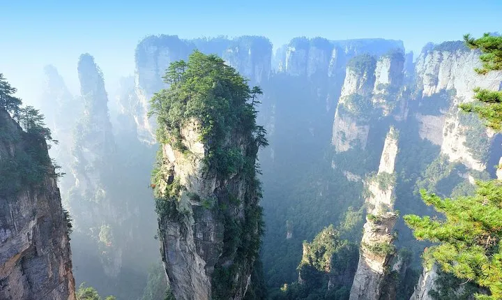 Zhangjiajie Private 4-Day Tour: Tianzi And Yuanjiajie Mountains