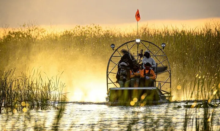 Miami: Everglades Airboat Adventure Tour + Biscayne 