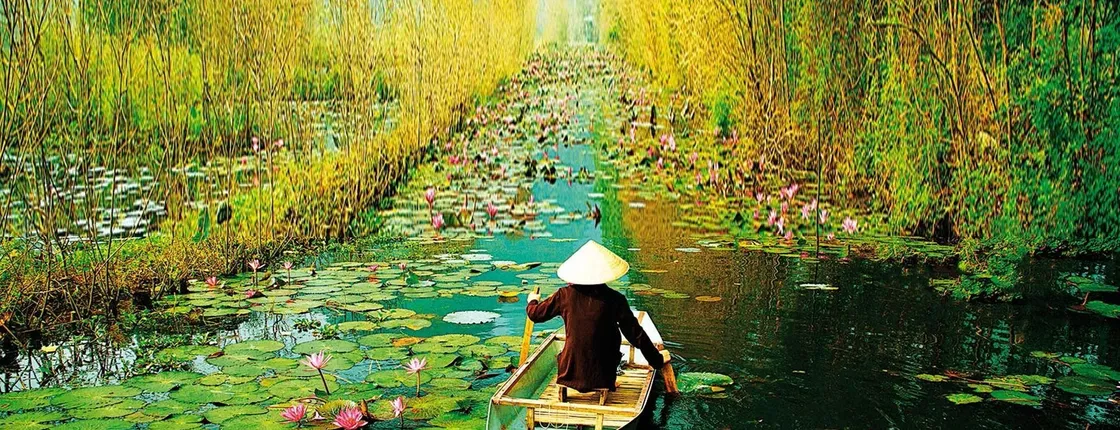 Full-Day Tour to Hanoi Perfume Pagoda with Lunch and Boat Ride