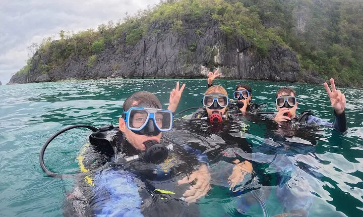 Discover Scuba Diving in Coron