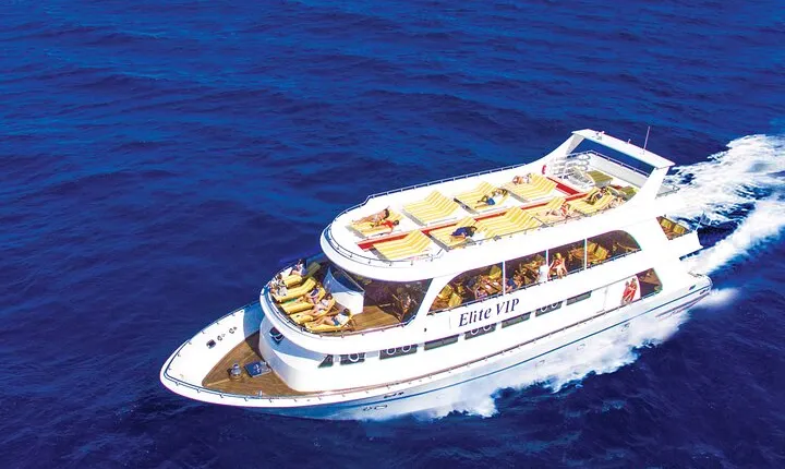 Sharm: Elite VIP Cruise Ras Mohammed & White Island with Lunch