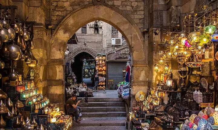 Full-Day Shopping Tour with Lunch and Pick Up