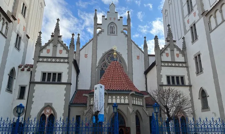 Prague Jewish Town with Admissions