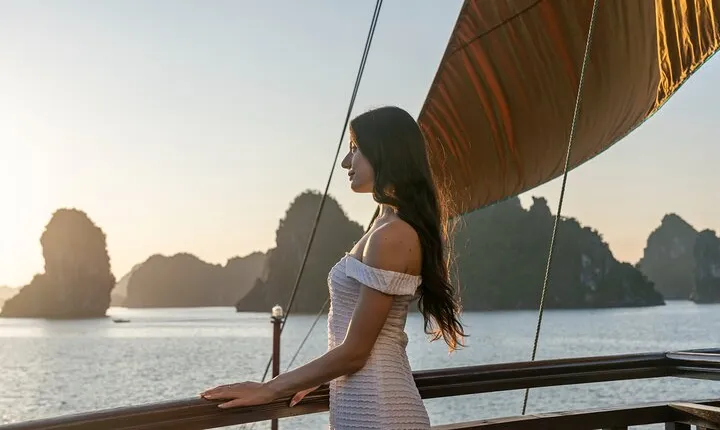 Emperor Cruise Halong: 3 Days 2 Nights Hideaway