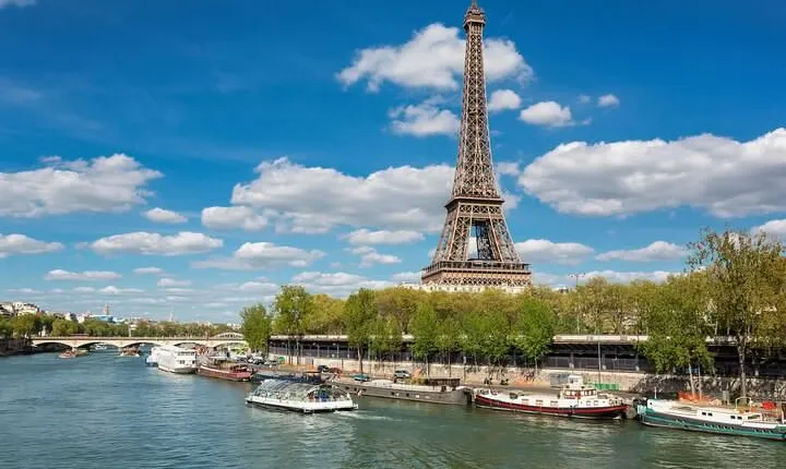 Paris and Disneyland Highlights in 5-Day 