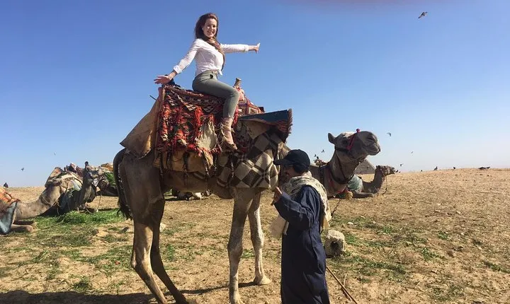 Private Camel Ride Around the Pyramids Area
