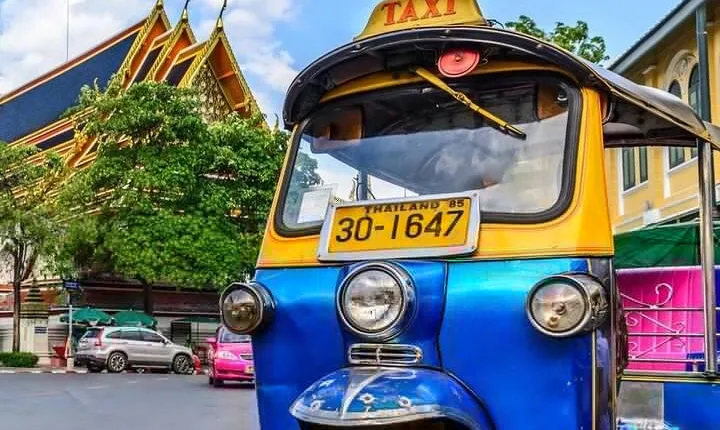 Bangkok Tuk Tuk Tour with Hotel Pickup and Dinner