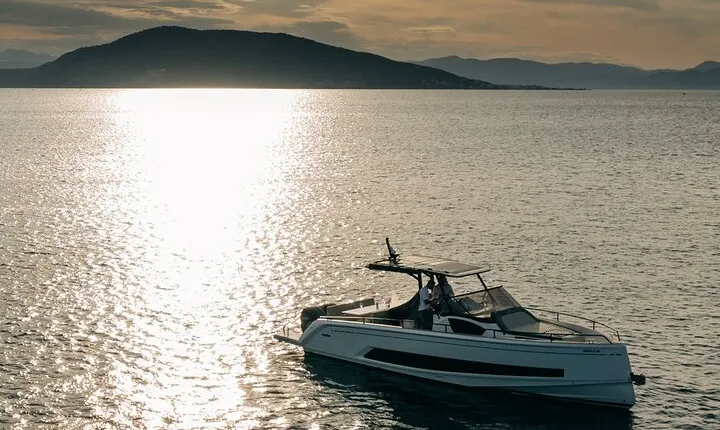 Athens Riviera Private Sunset Boat Cruise