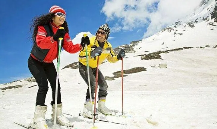 Private 5-Day Charming Kashmir Package Tour from Srinagar