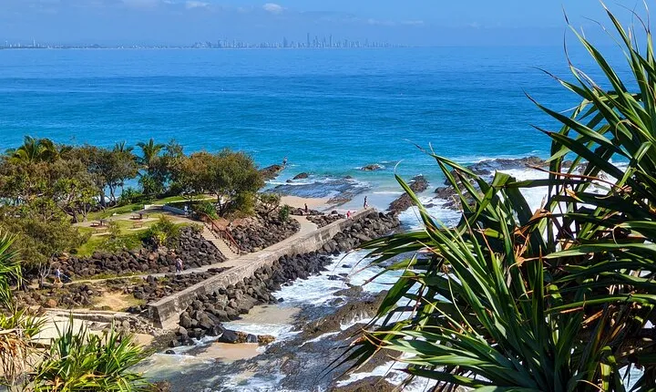 Byron Bay, Bangalow and Gold Coast from Brisbane – Private Tour