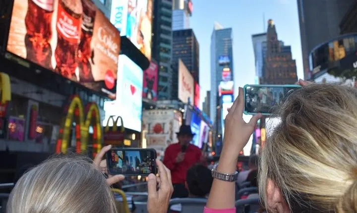 NYC Hop-on Hop-off Downtown Tour plus One Attraction